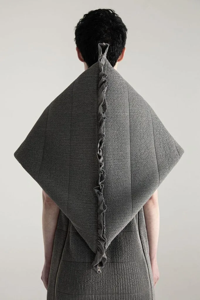 ANONYMOUS 7 - way transforming dress