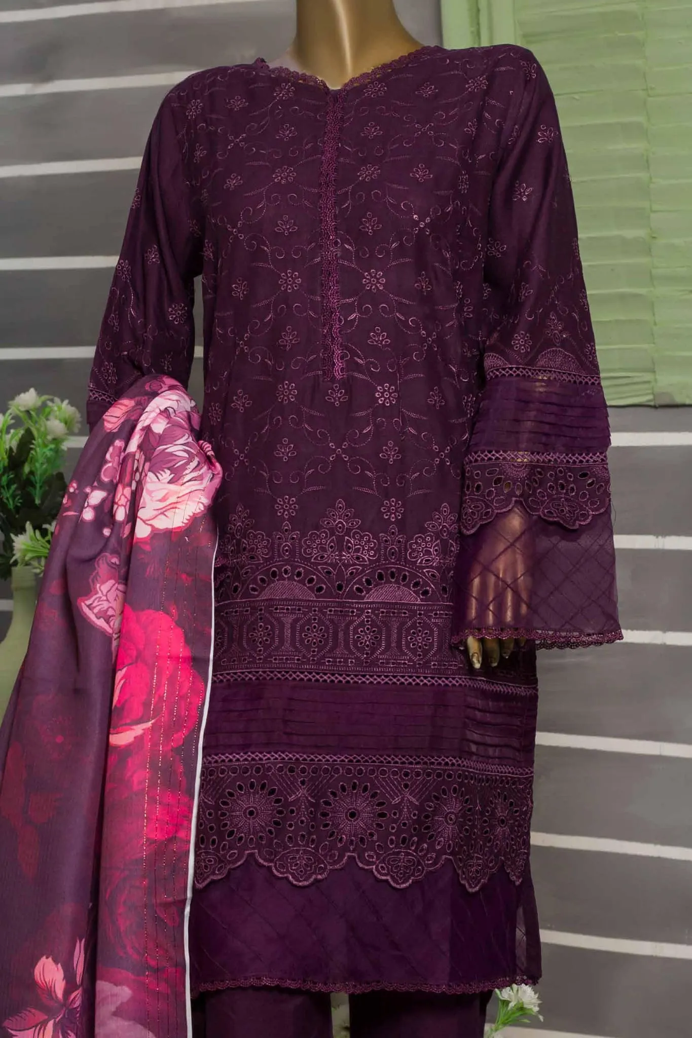 Bin Saeed Stitched 3 Piece Dhanak Winter Shawl Vol-02 Collection'2022-SM-025-Purple