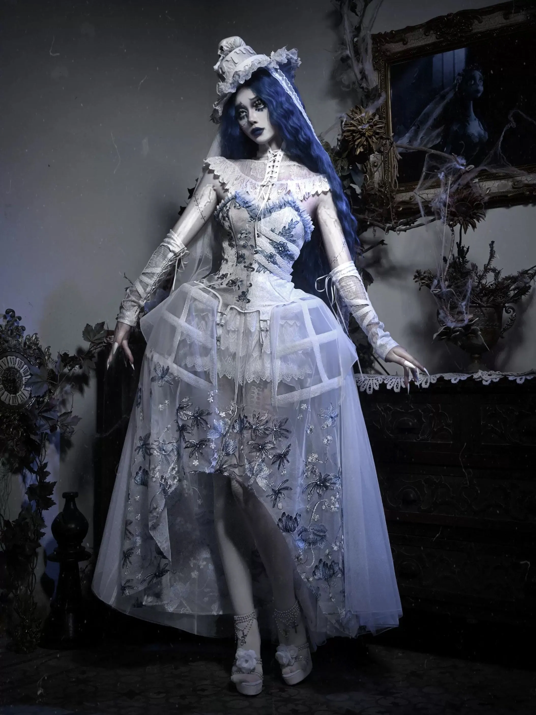 [Blood Supply] Corpse Bride Shoulder Cape With Spine Outer Skirt