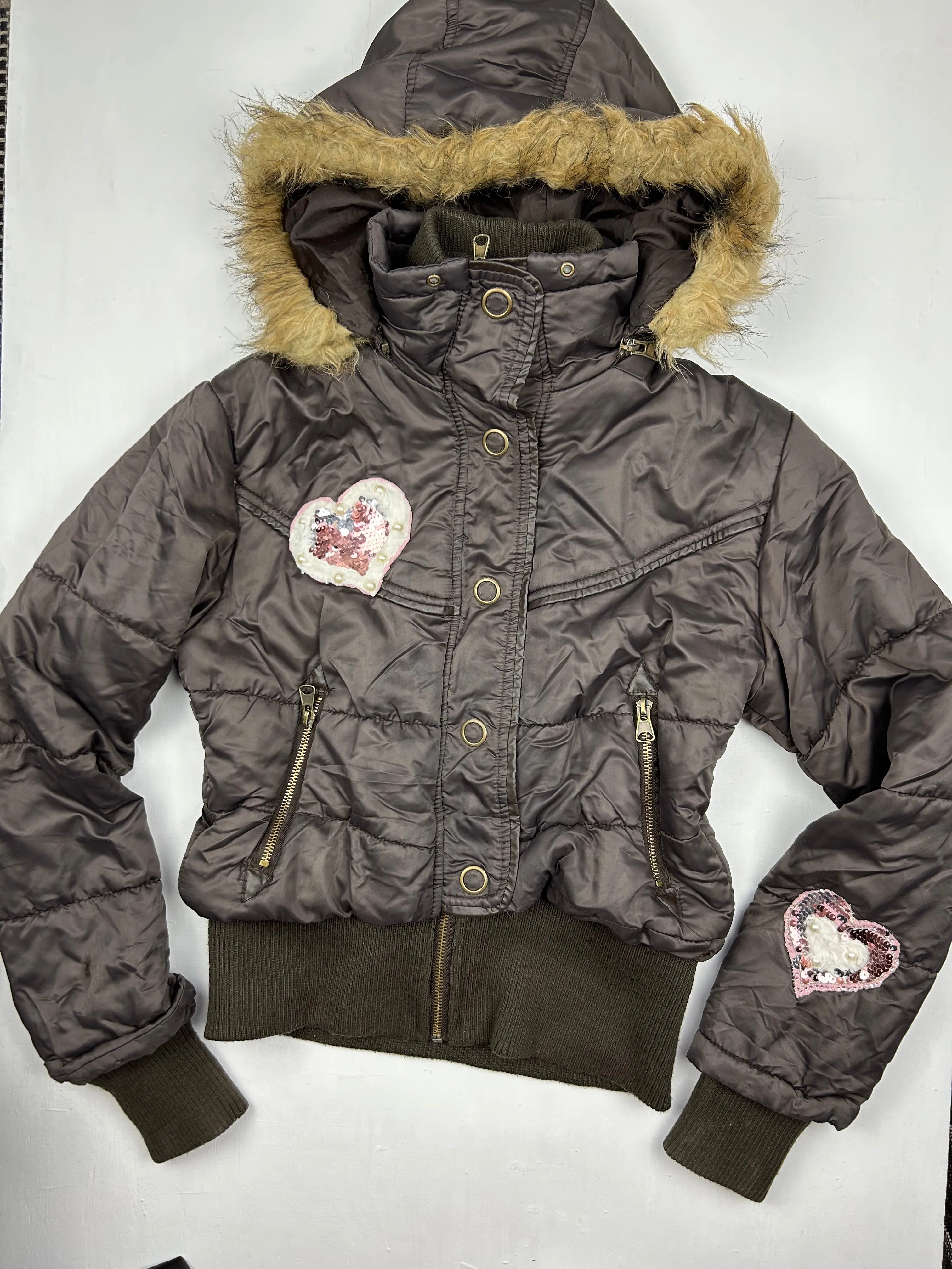 Brown zip up winter puffer jacket (M)