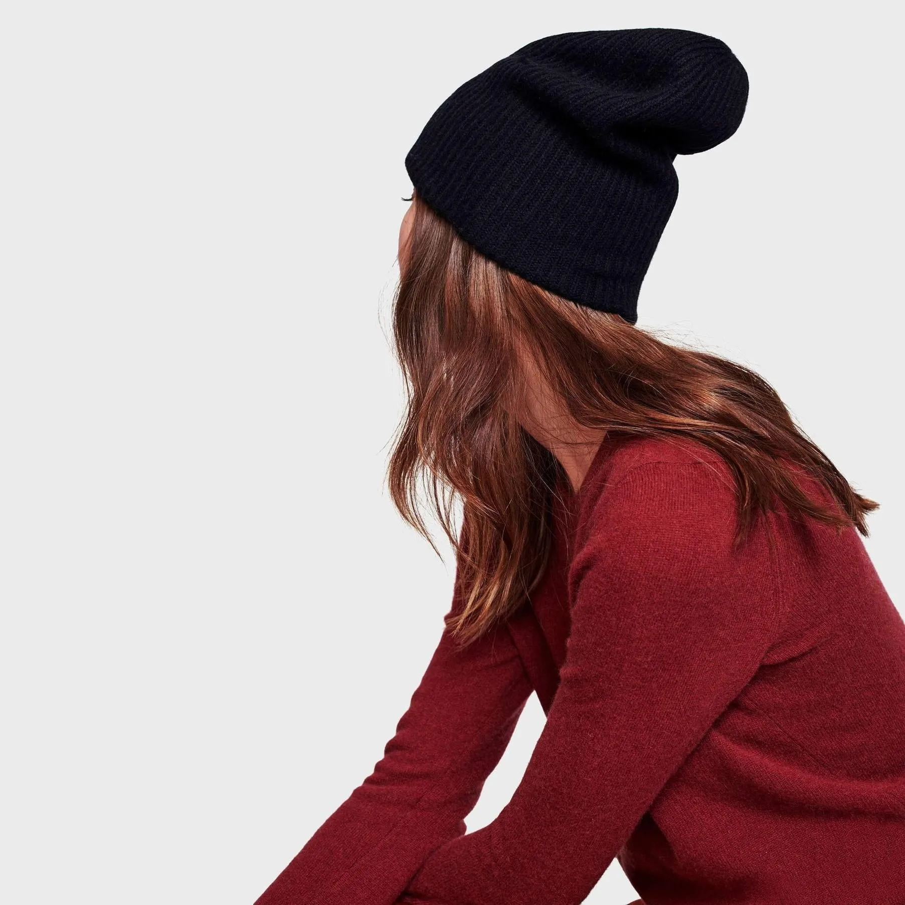 Cashmere Plush Rib Beanie (Black)