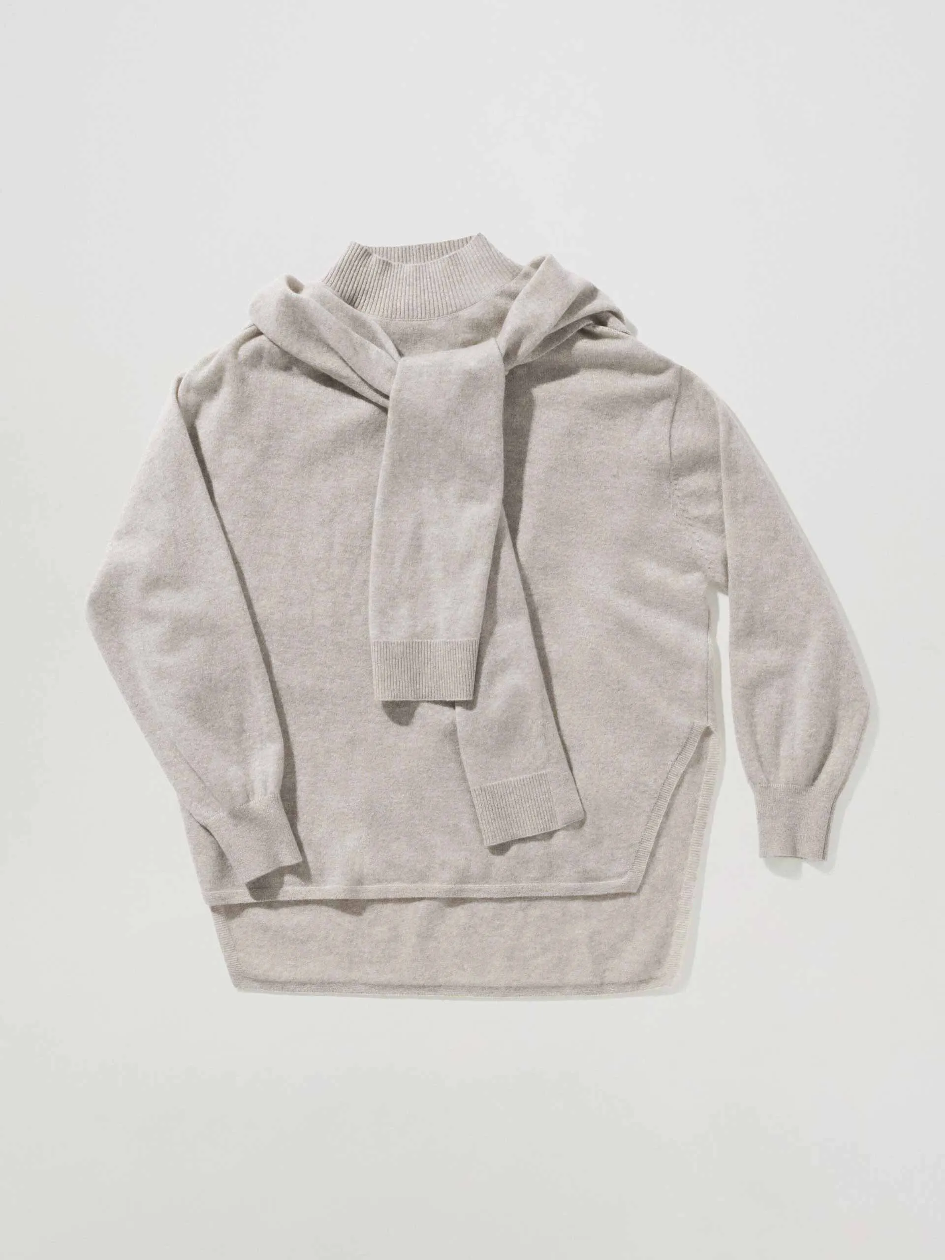 Cashmere sweater cape