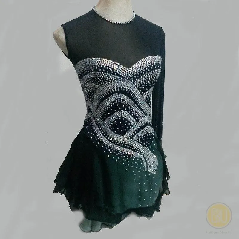 Competition Figure Skating Dresses Black with sleeves or sleeveless