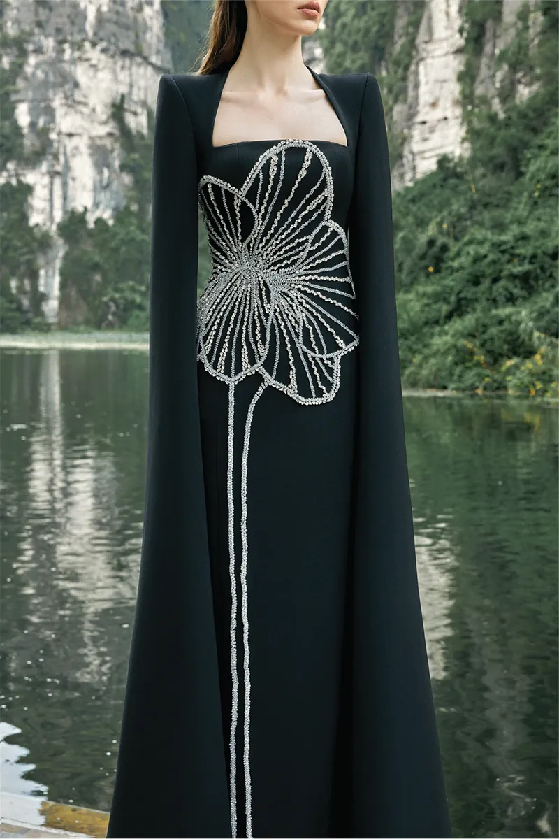CRYSTAL FLORAL PATTERNED BLACK GOWN