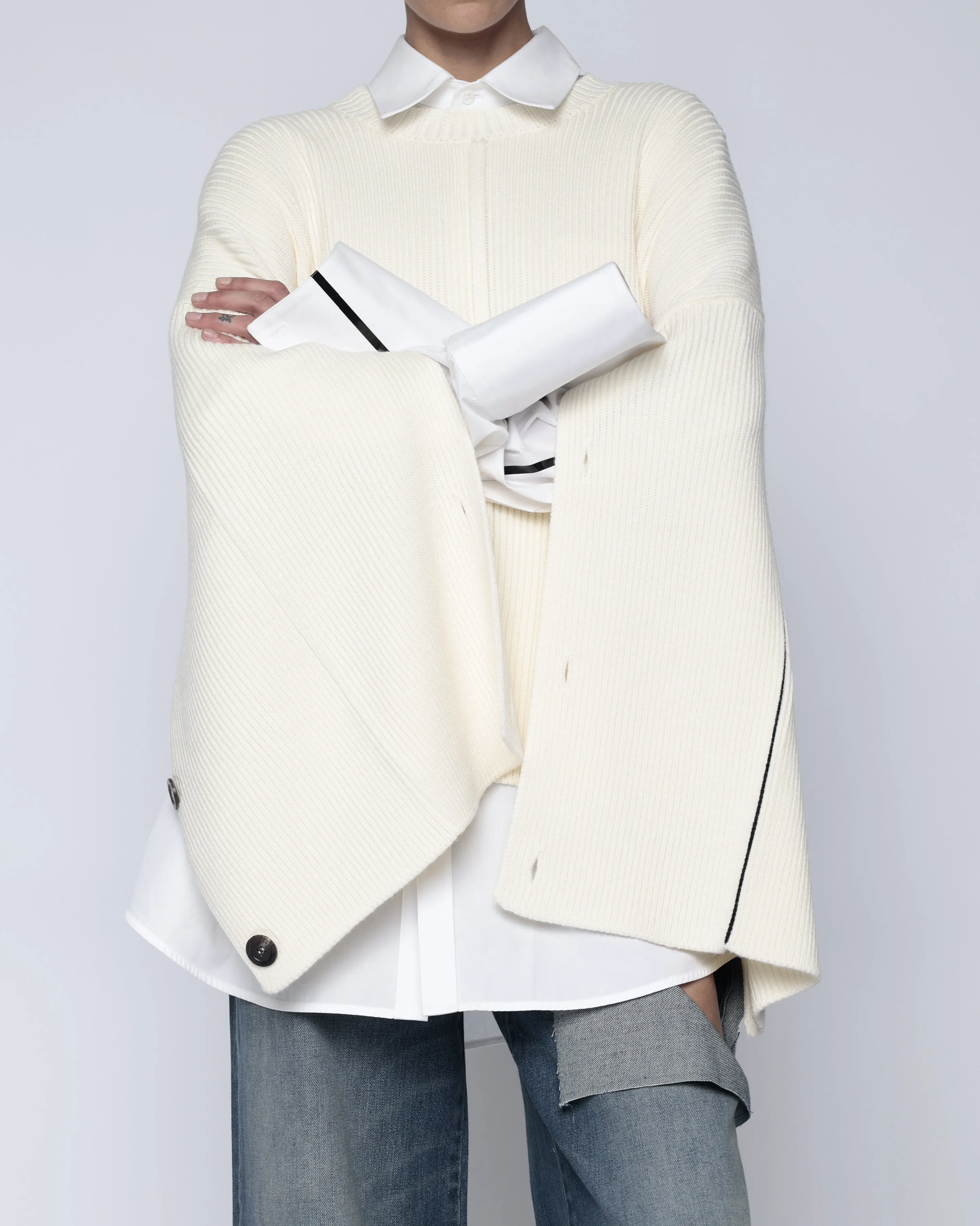 PD CAPE SWEATER
