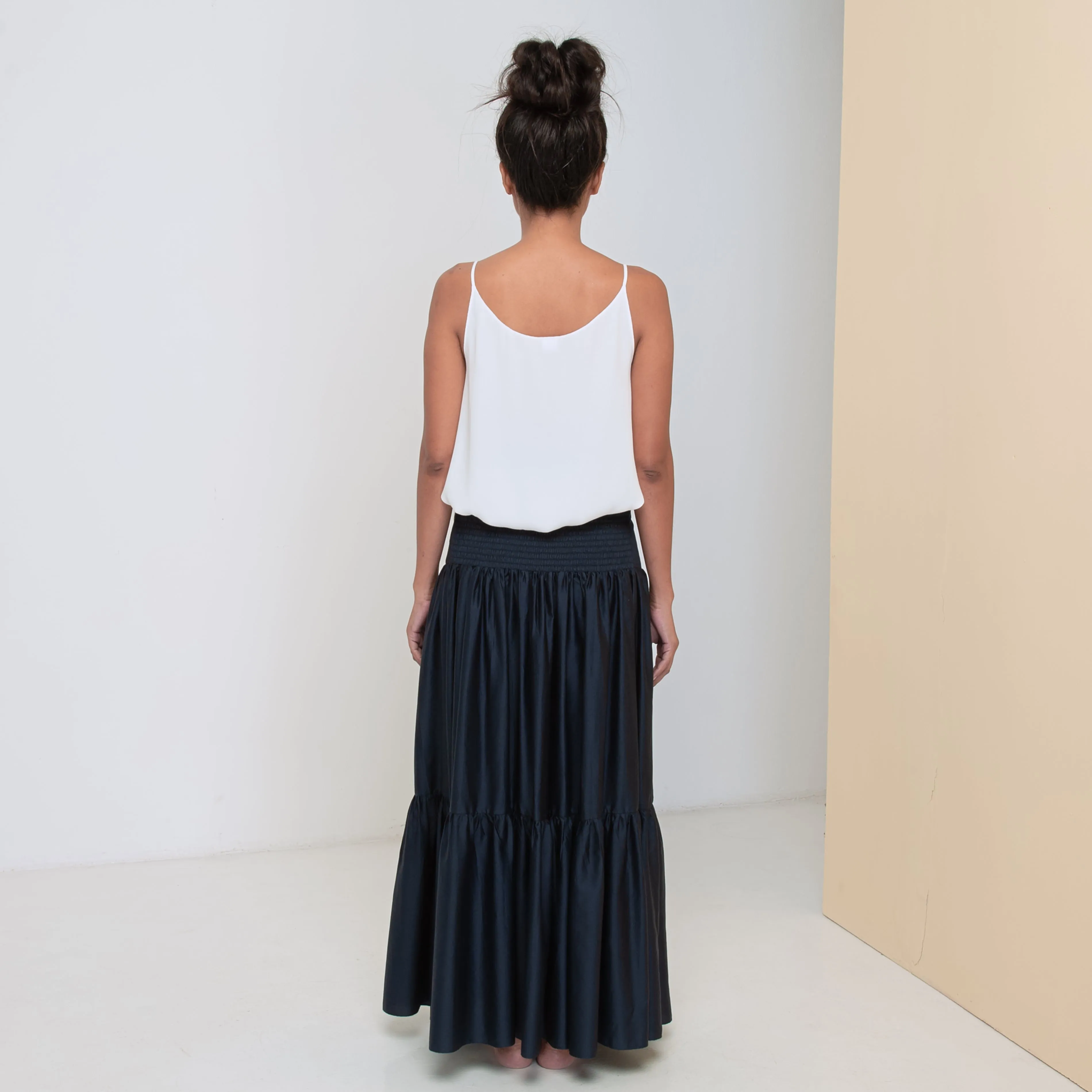 RINKI V STRING CAMISOLE - Rayon Fujette Crepe | Off White