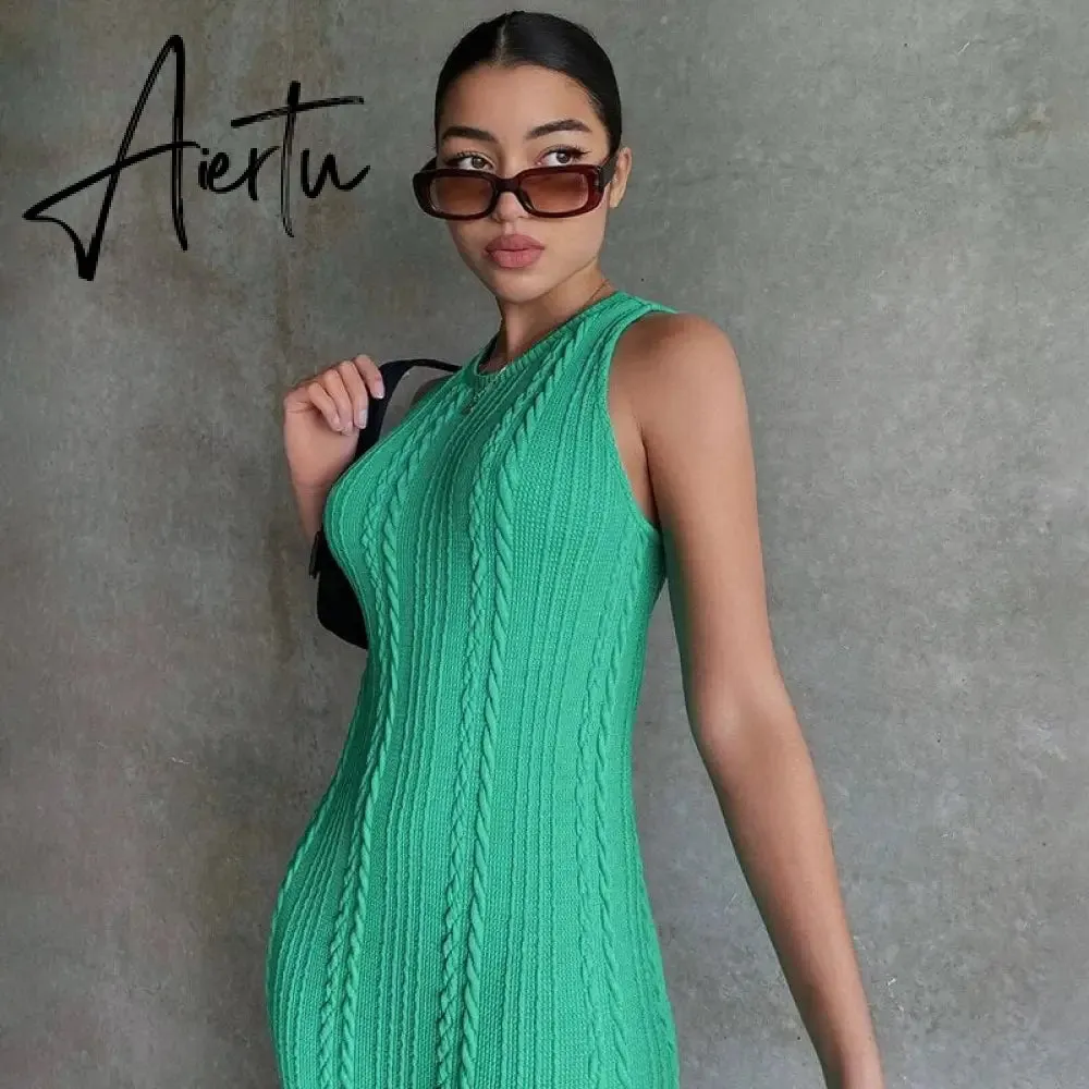 Sleeveless O-Neck Sweater Bodycon Crochet Solid Sexy Dress Summer Women Streetwear Party Club Elegant Clothing Y2K