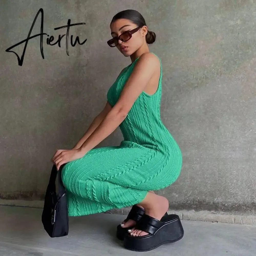 Sleeveless O-Neck Sweater Bodycon Crochet Solid Sexy Dress Summer Women Streetwear Party Club Elegant Clothing Y2K