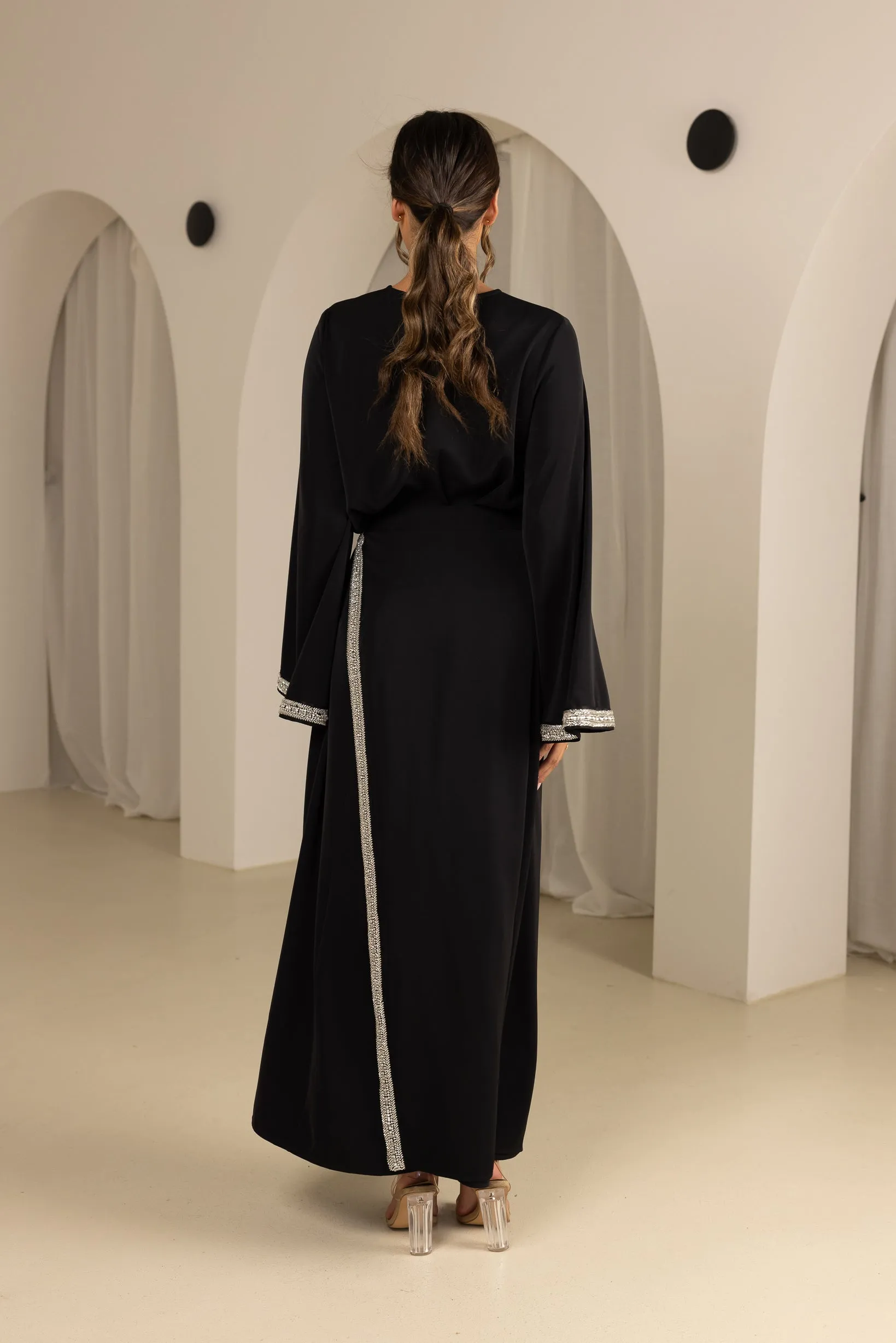 The Grand Tahani 2pc Detailed Dress