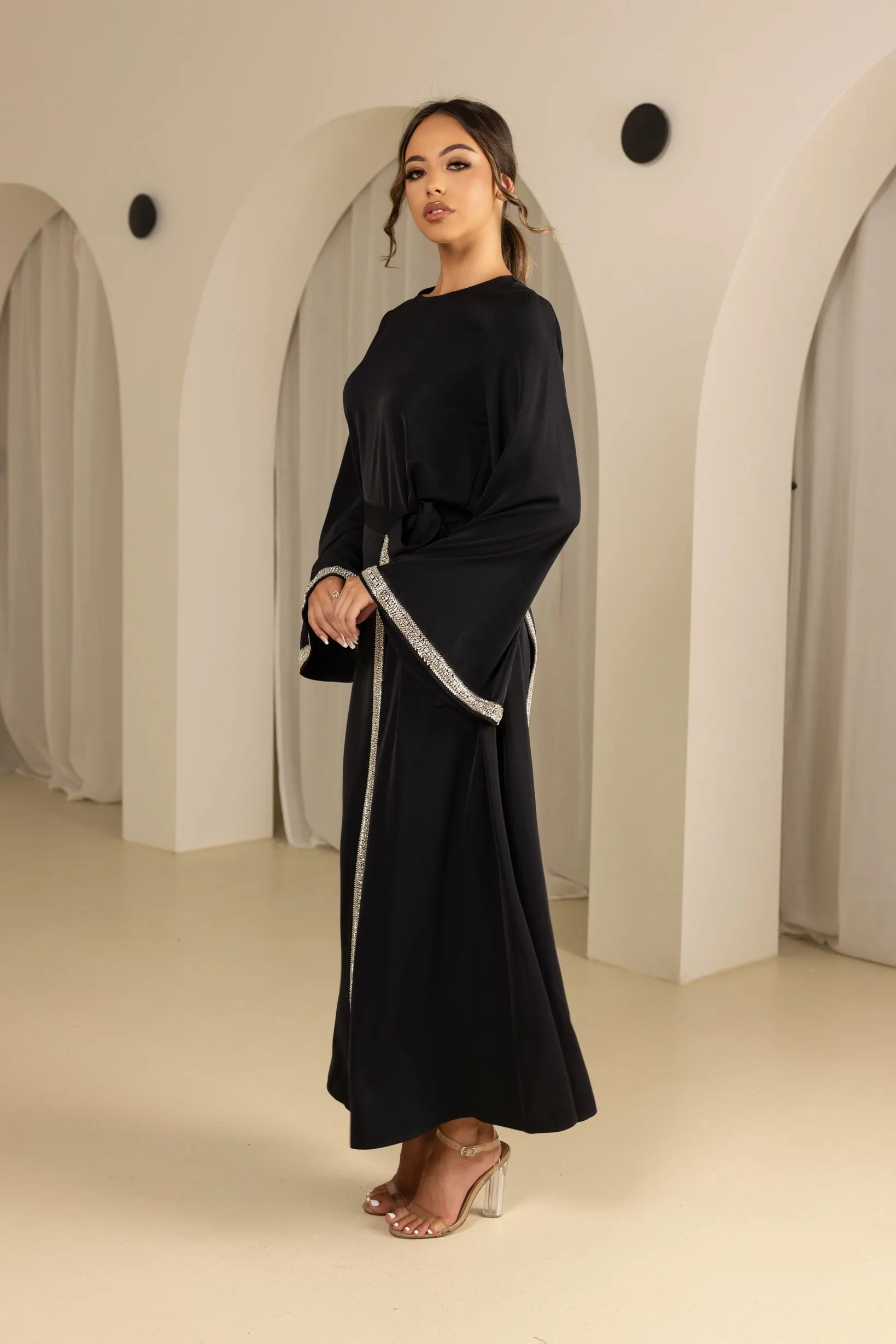 The Grand Tahani 2pc Detailed Dress